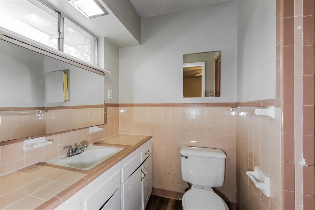 Univ Annex-Rev - Residential Lease