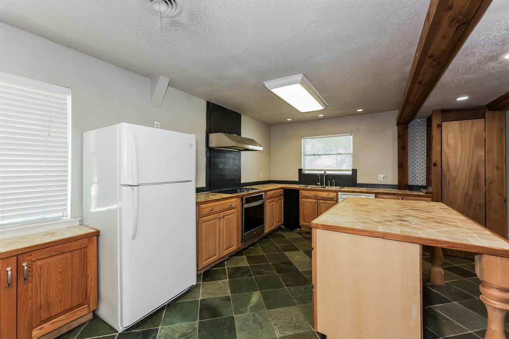 Univ Annex-Rev - Residential Lease