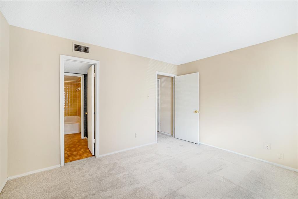 Richardson Lifestyle Townhomes - Residential