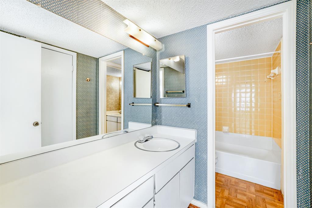 Richardson Lifestyle Townhomes - Residential