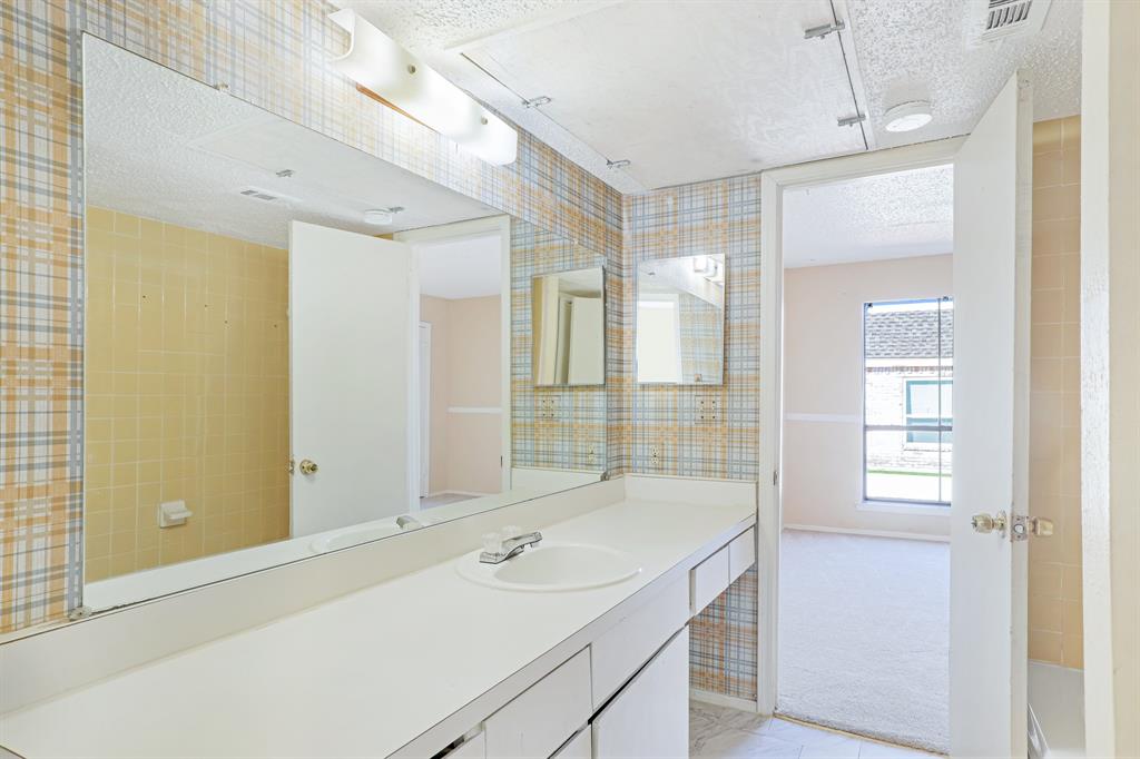 Richardson Lifestyle Townhomes - Residential