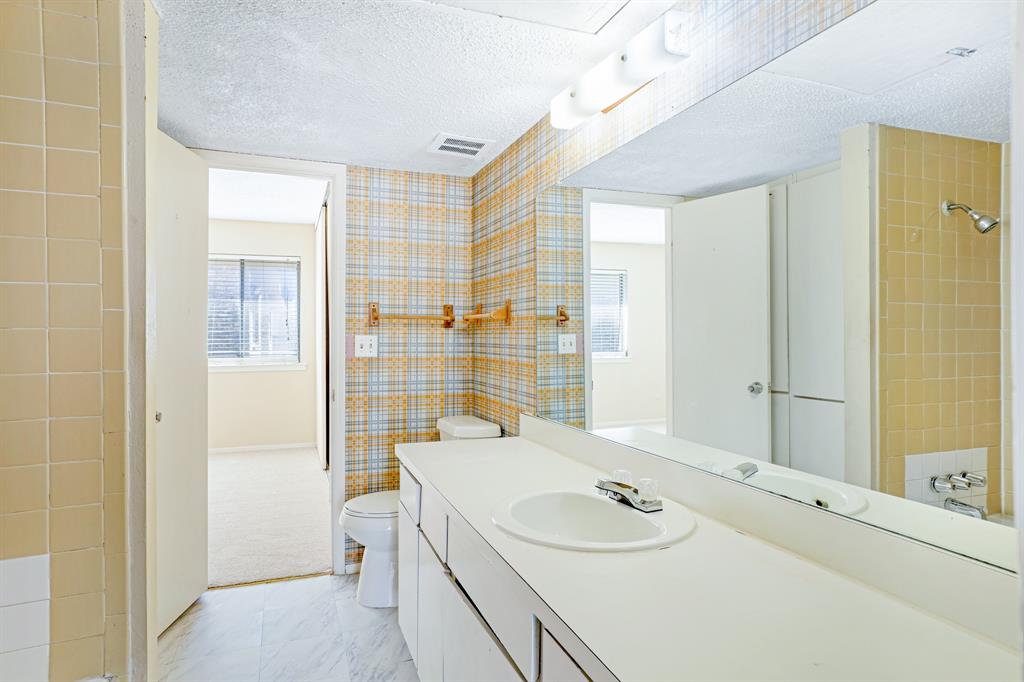 Richardson Lifestyle Townhomes - Residential