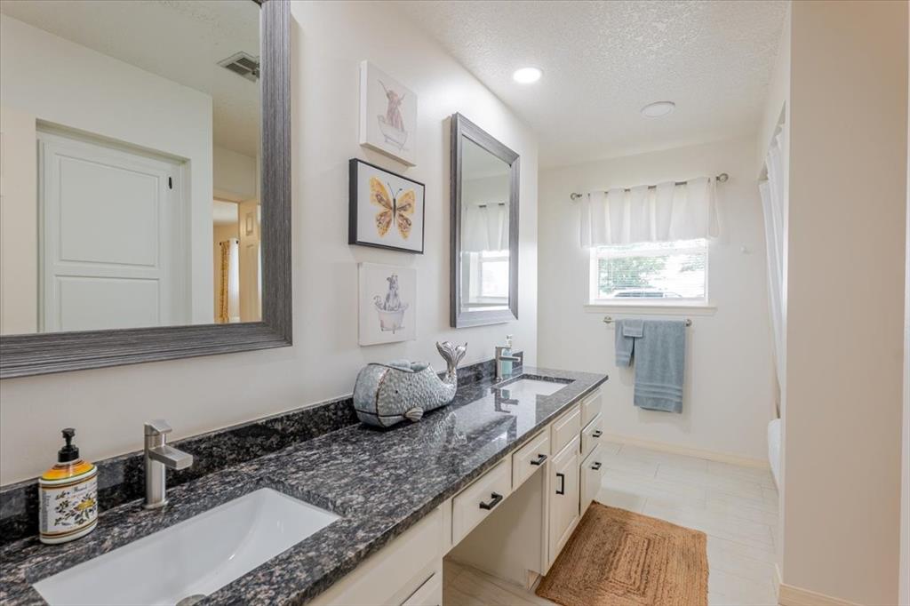 WAGGONER RANCH - MOONSHINE - Residential