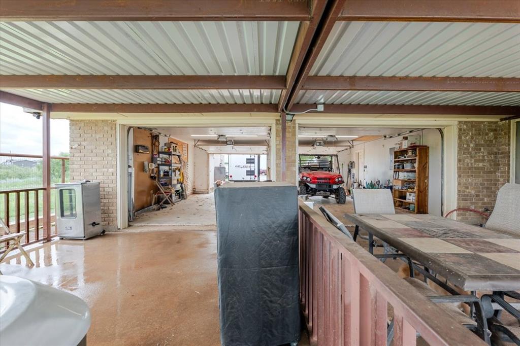 WAGGONER RANCH - MOONSHINE - Residential