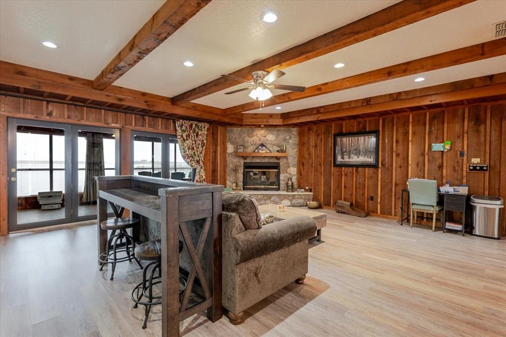 WAGGONER RANCH - MOONSHINE - Residential