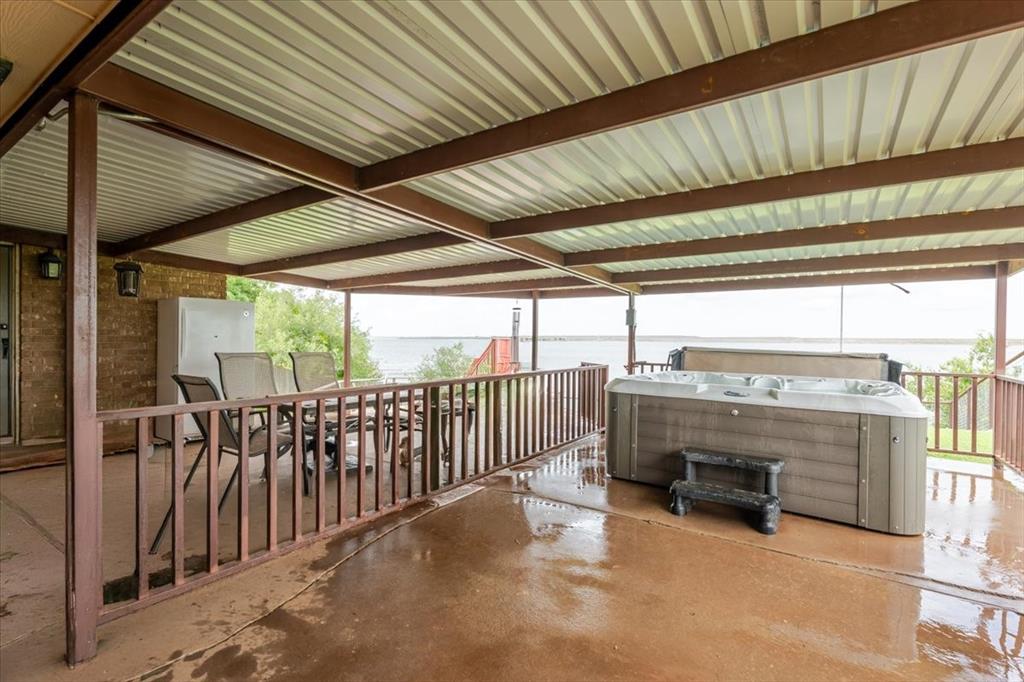 WAGGONER RANCH - MOONSHINE - Residential