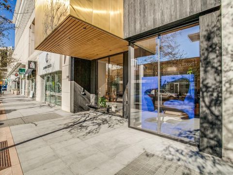 Tiny photo for 2408 Victory Park Lane #737, Dallas, TX 75219 (MLS # 21160981)