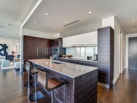 Tiny photo for 2408 Victory Park Lane #737, Dallas, TX 75219 (MLS # 21160981)