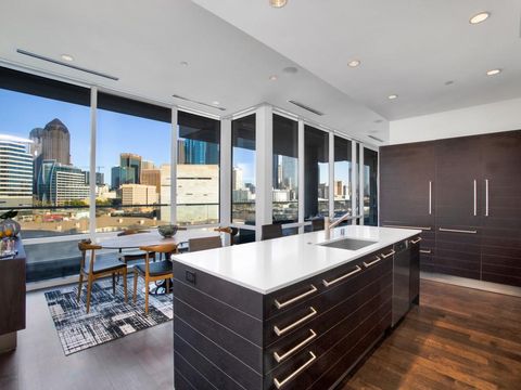 Tiny photo for 2408 Victory Park Lane #737, Dallas, TX 75219 (MLS # 21160981)