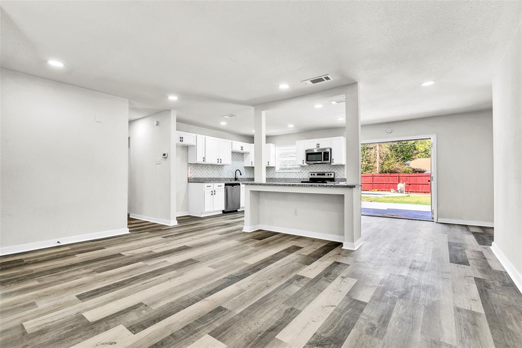 6321 Little Ranch Road