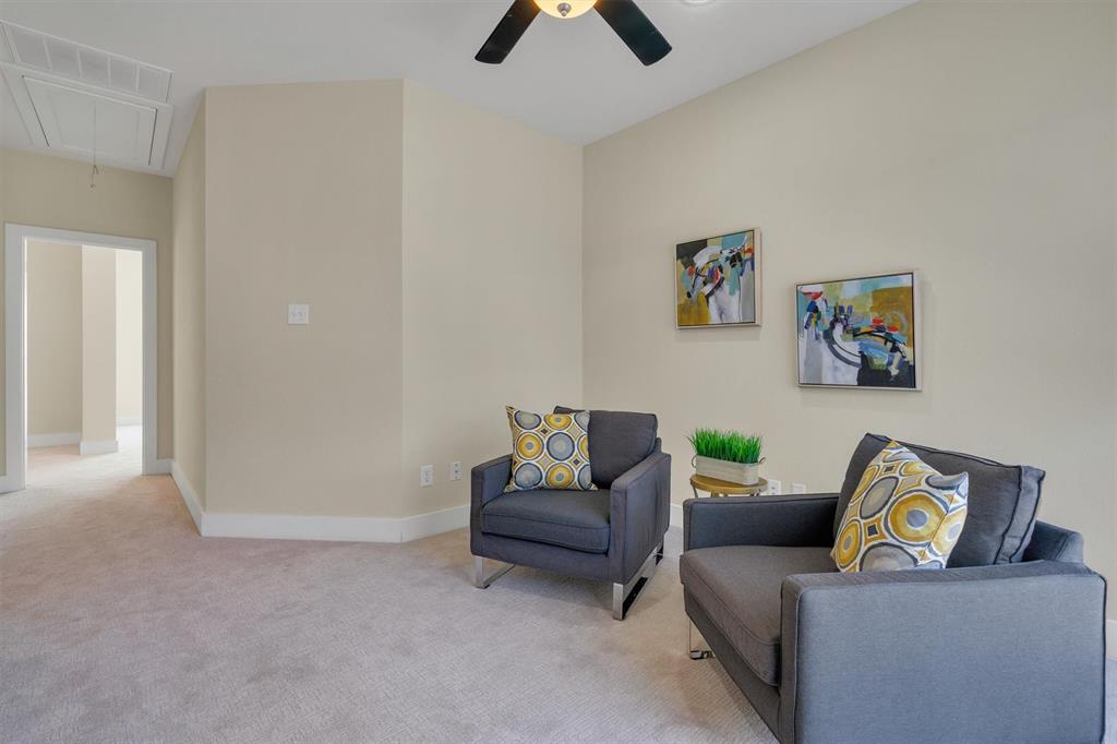 Carreras Twnhms Condos - Residential