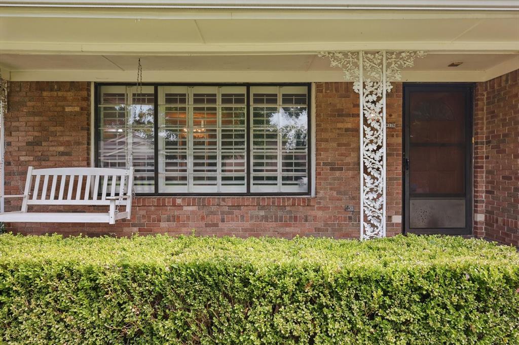 Stevens Park West Rev - Residential