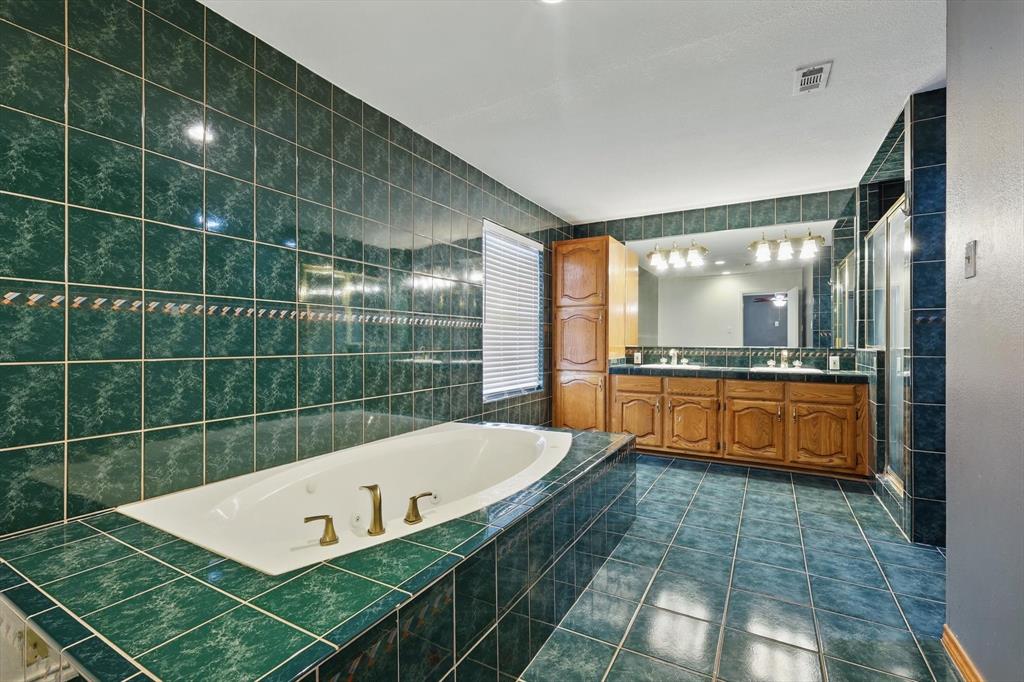 Stevens Park West Rev - Residential