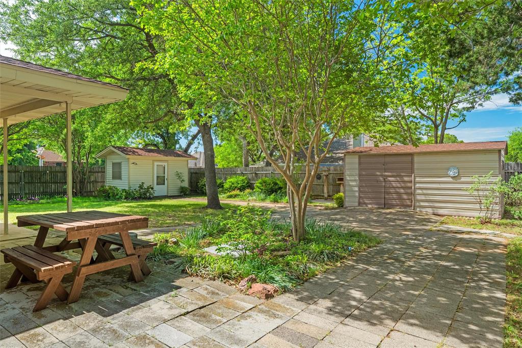 801 Meadowlark Drive