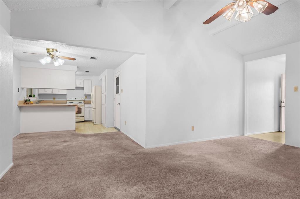 801 Meadowlark Drive