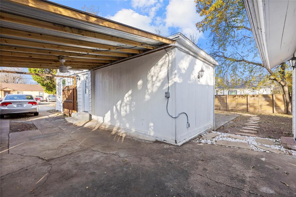 Bluebonnet Acres - Residential Lease