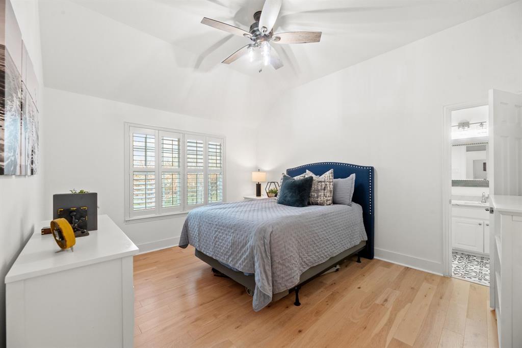 Aly Cat Add - Residential