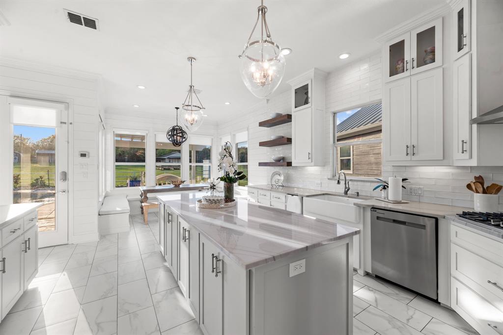 Aly Cat Add - Residential