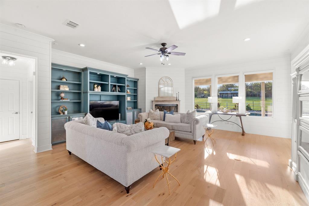 Aly Cat Add - Residential