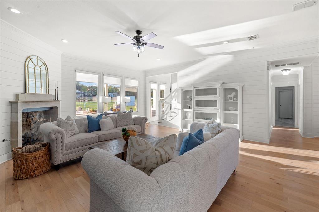 Aly Cat Add - Residential