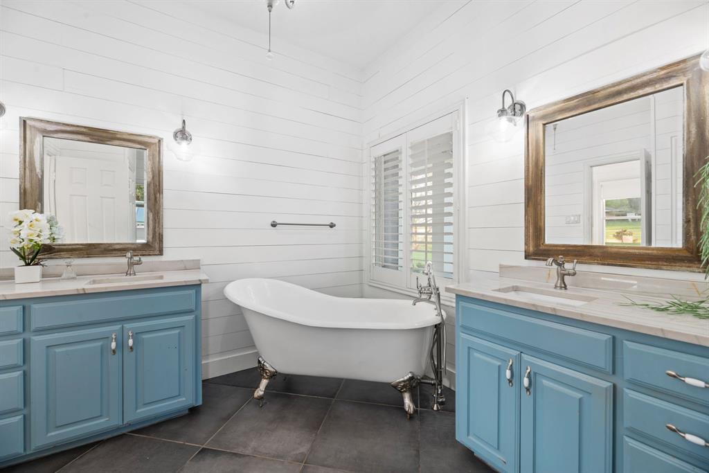 Aly Cat Add - Residential