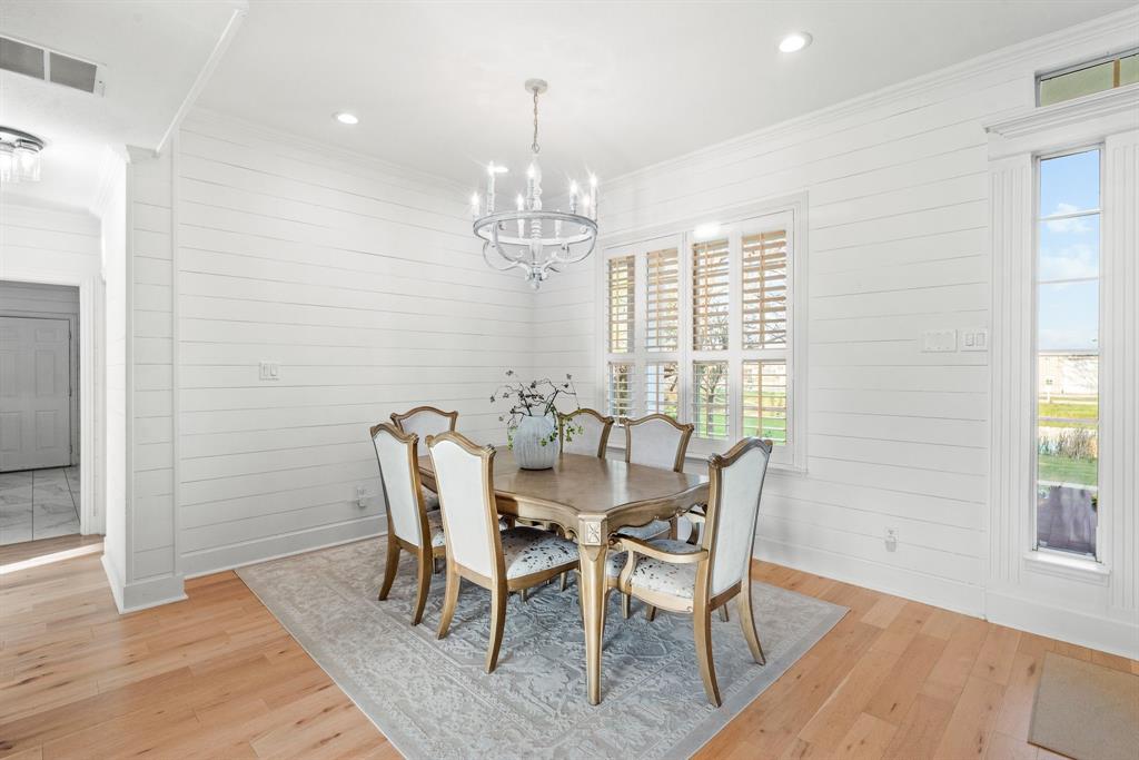 Aly Cat Add - Residential