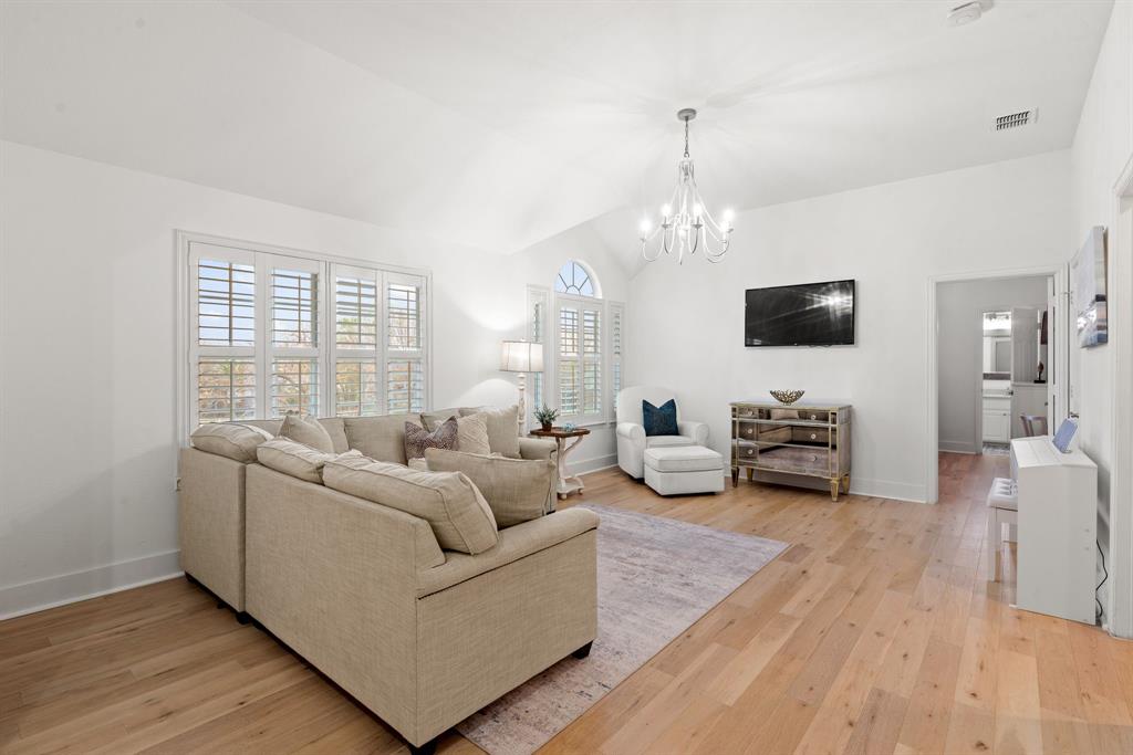 Aly Cat Add - Residential