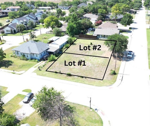 Photo of 212 N Walnut Street, Roanoke, TX 76262 (MLS # 21312270)