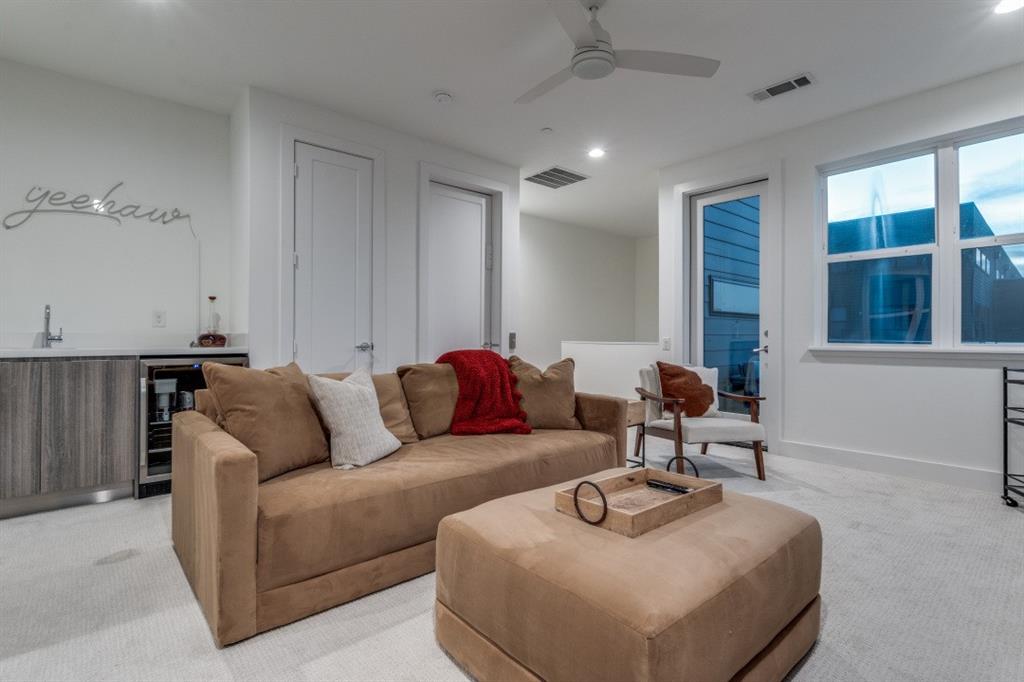 LOFTS ON CEDAR SPRINGS - Residential