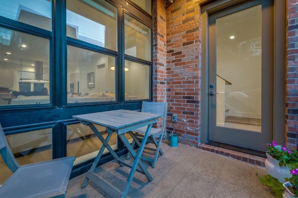 LOFTS ON CEDAR SPRINGS - Residential