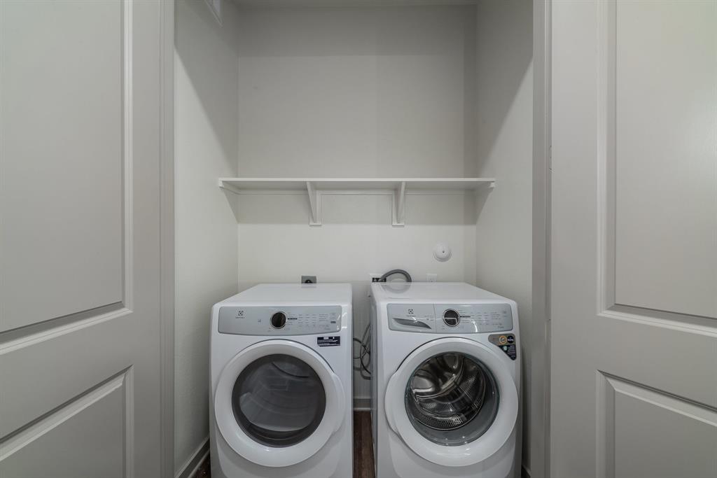 Sagemont Apartments - Residential Lease