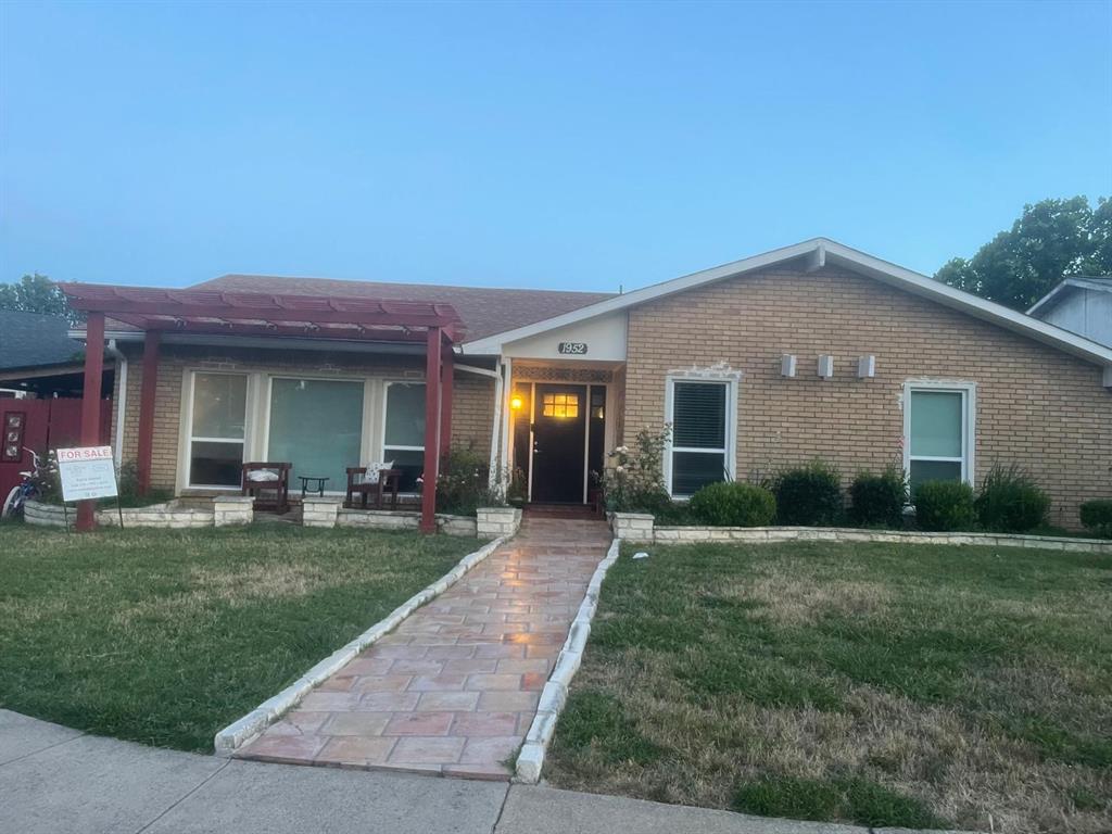 1952 Rambling Ridge Lane