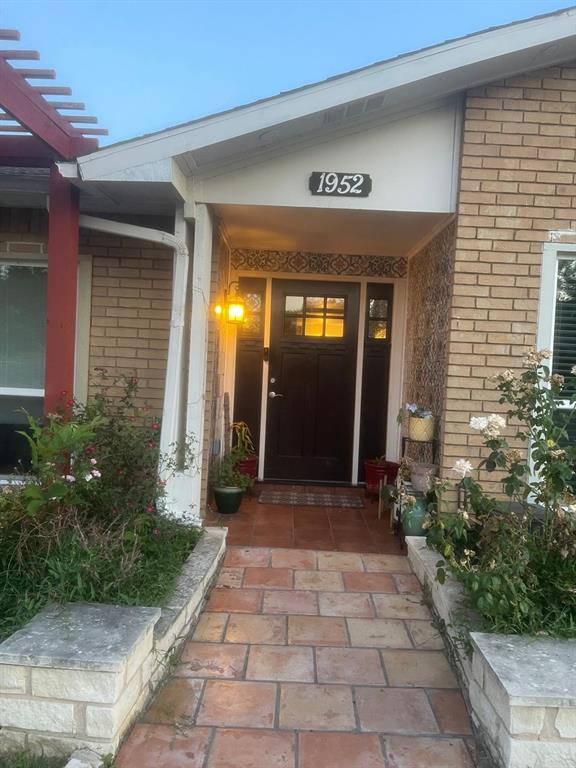 1952 Rambling Ridge Lane