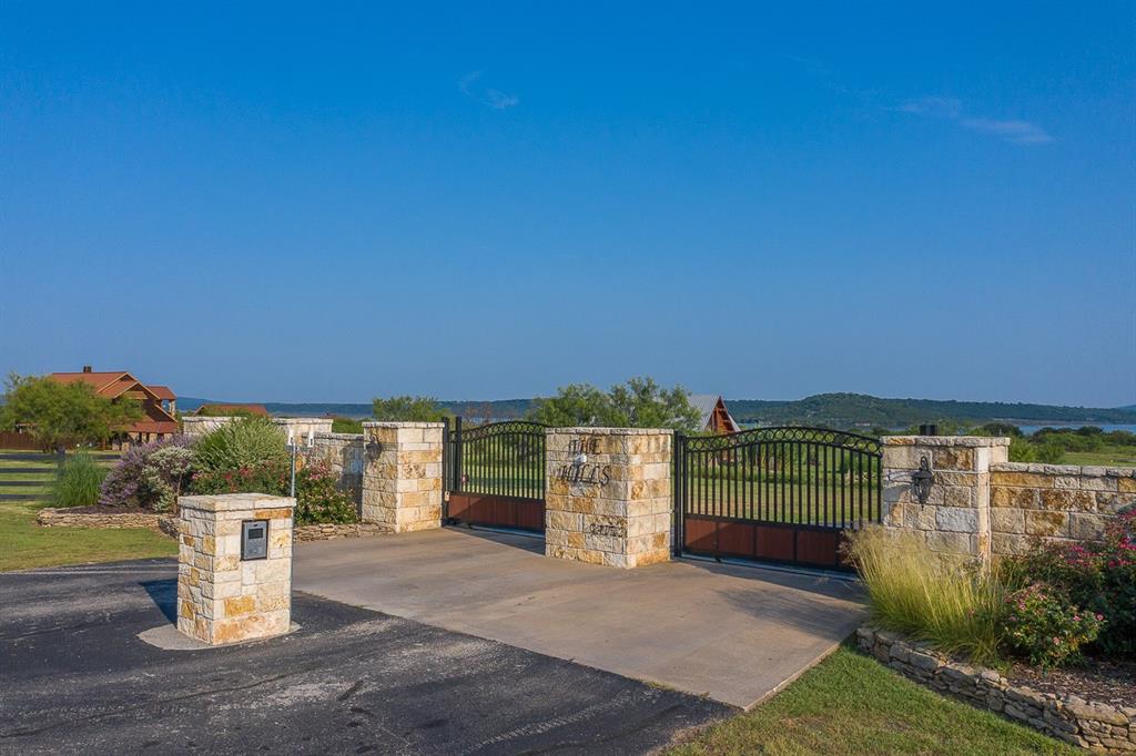 920 N Clear Cove Court