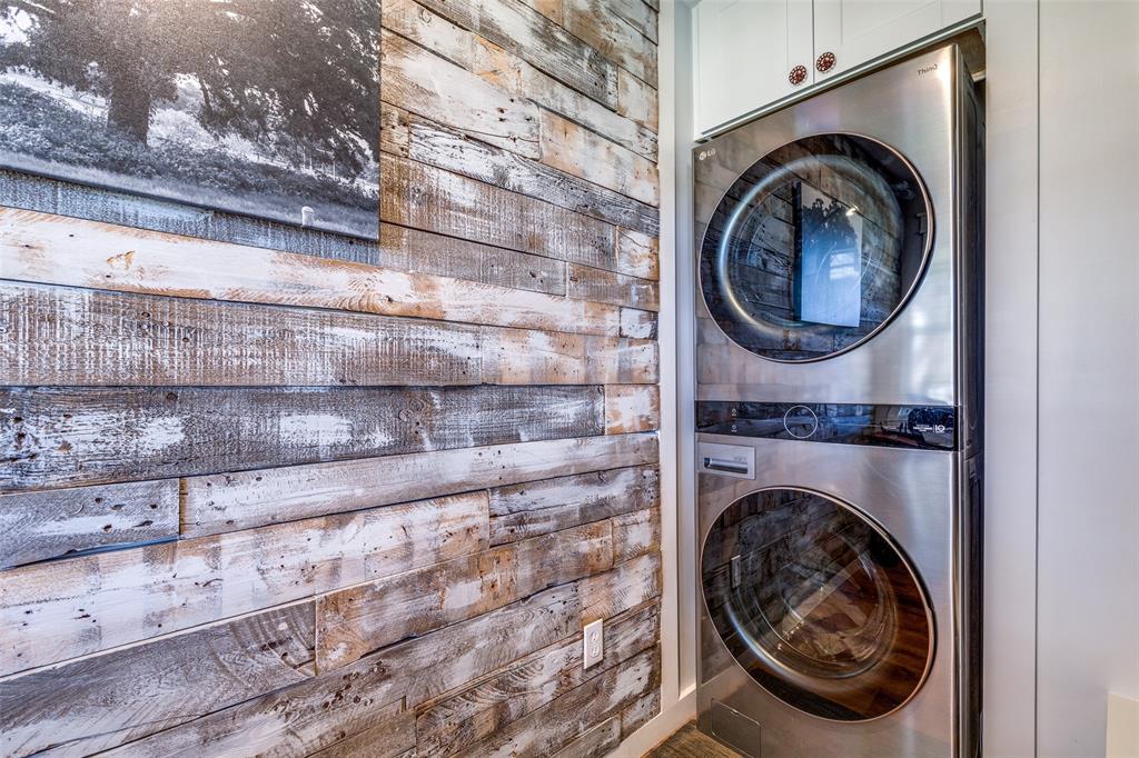 WALKER - Residential