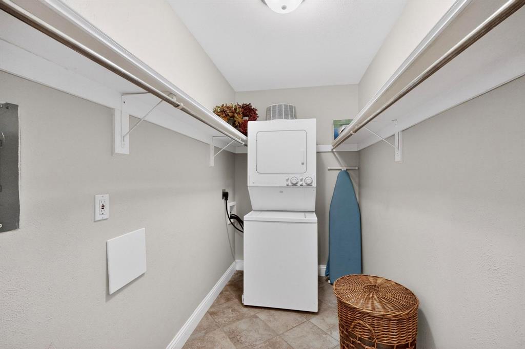 Hollows North Condominium - Residential