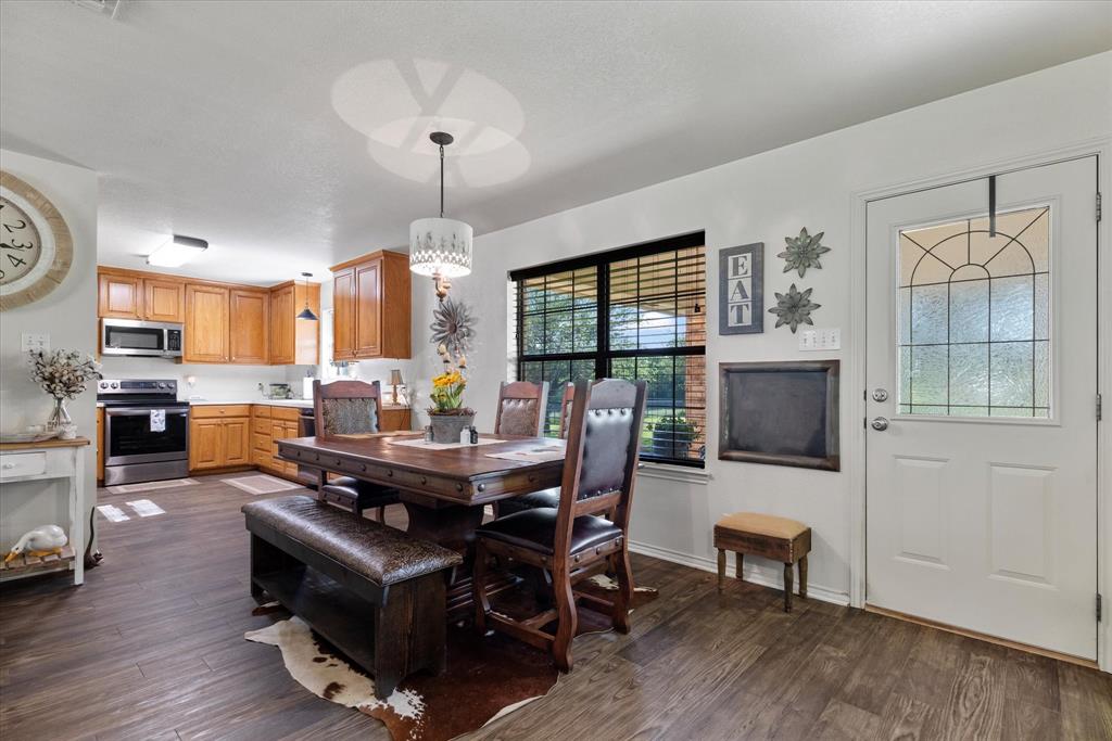 REAST ROAD ESTATES - Residential