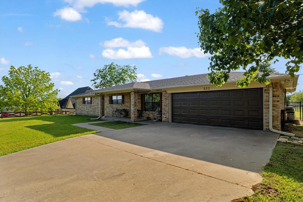 REAST ROAD ESTATES - Residential