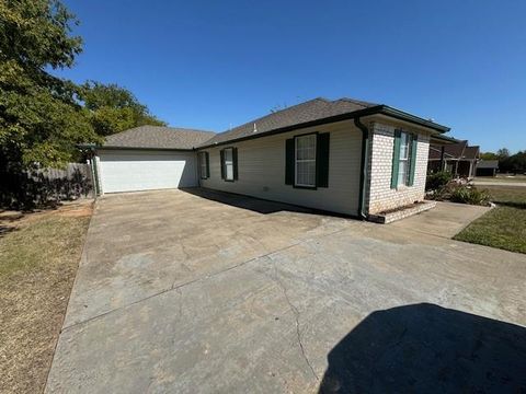 A home in Ector