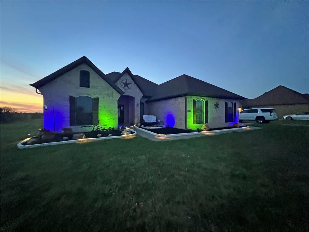 1055 Chartres