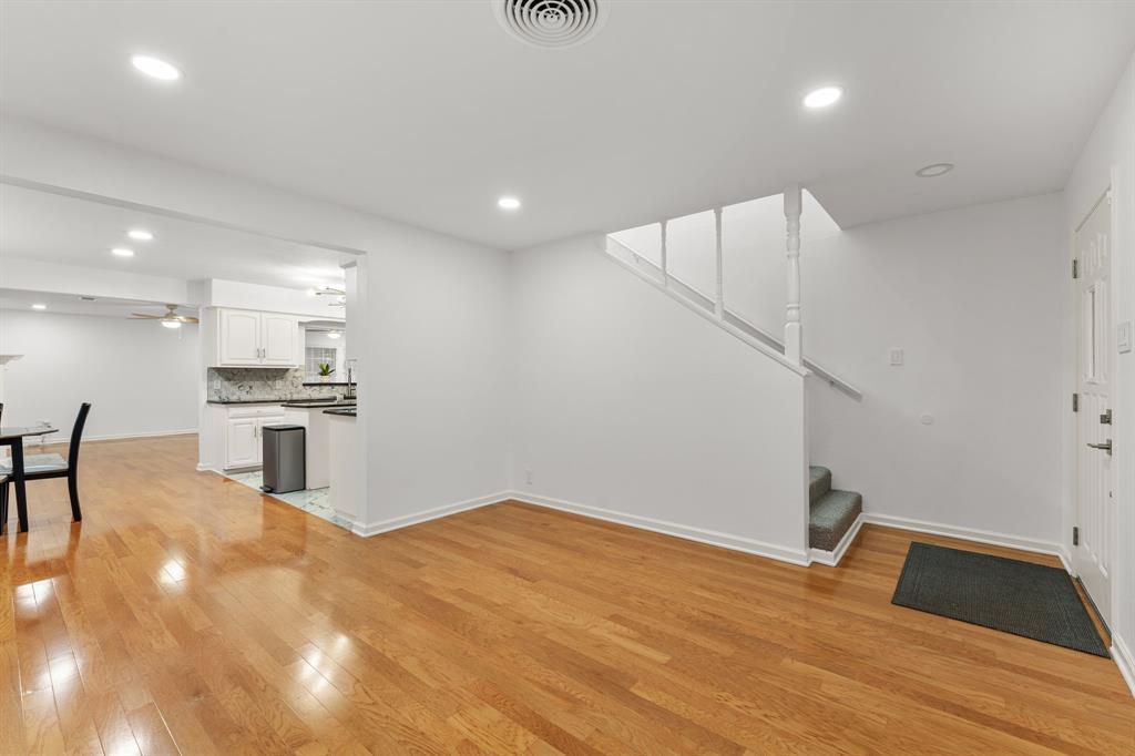 Chamberlain Arlington Heights 2nd - Residential Lease