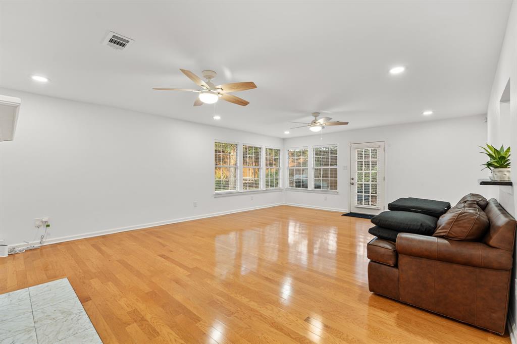 Chamberlain Arlington Heights 2nd - Residential Lease