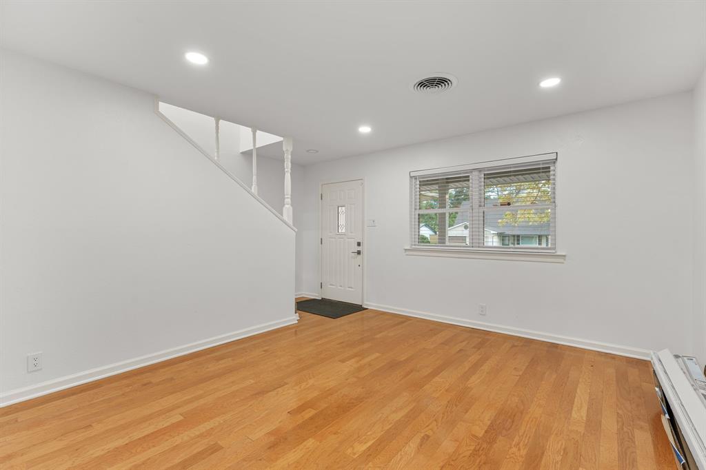 Chamberlain Arlington Heights 2nd - Residential Lease