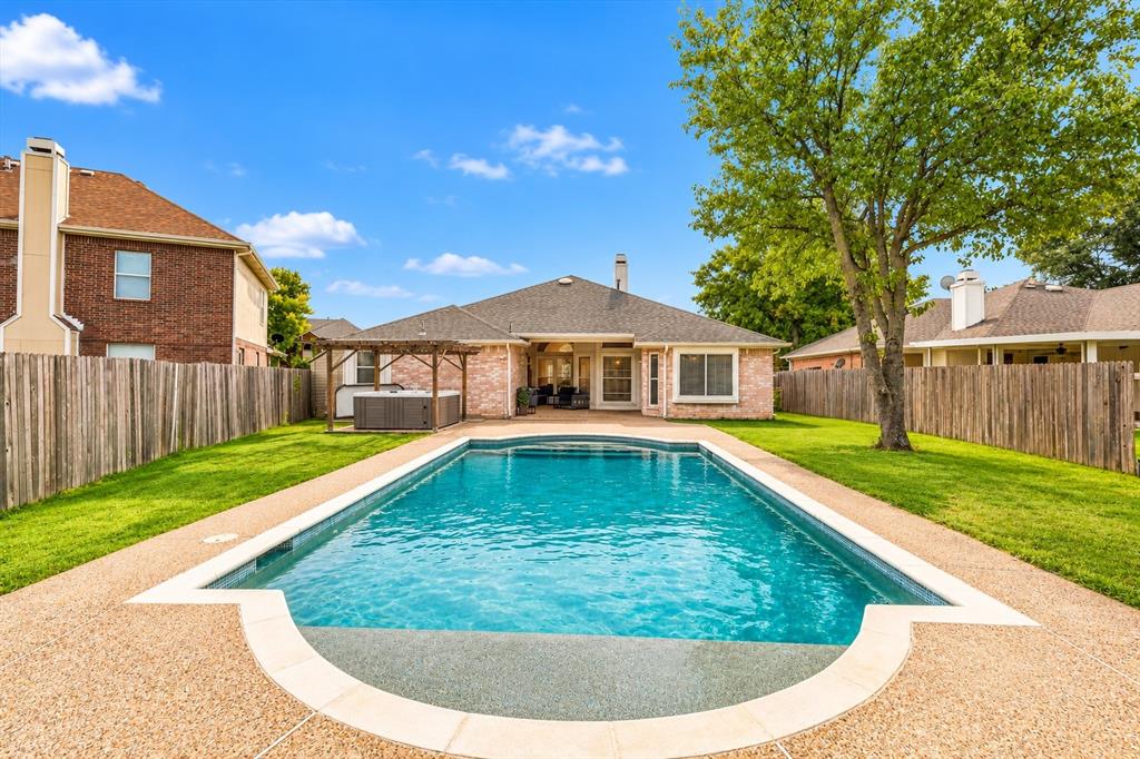 211 Ember Glen Drive