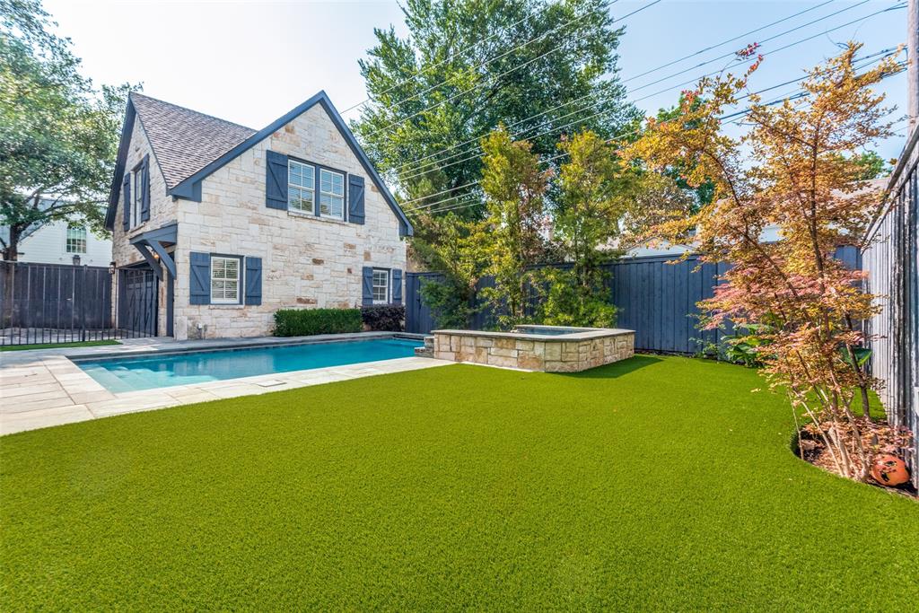 University Heights Sec 03 - Residential