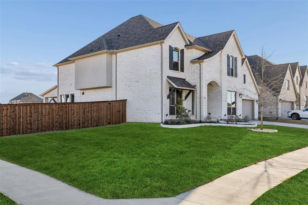 Photo of 2301 Red Tailed Hawk Lane, McKinney, TX 75071 (MLS # 21191172)