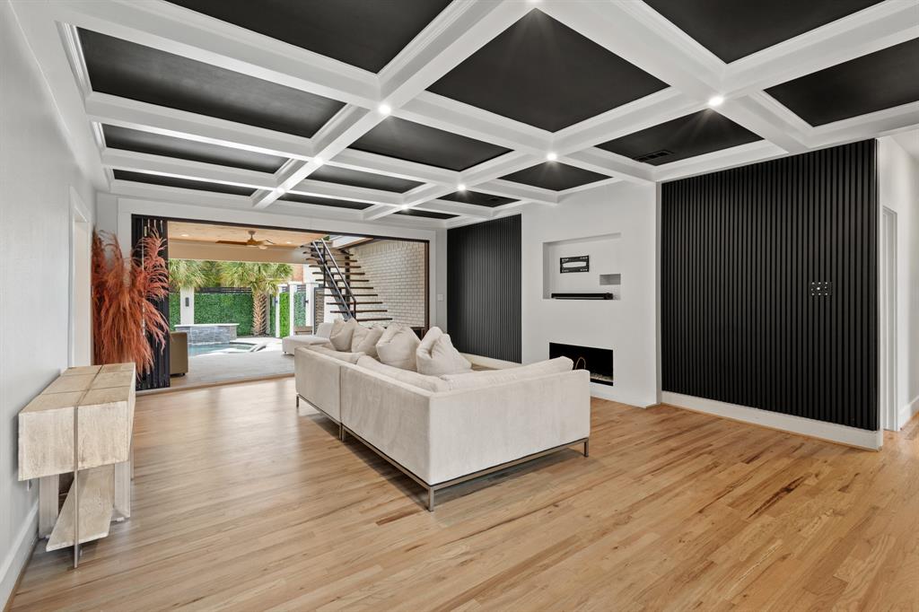 Hackberry Creek Estates - Residential