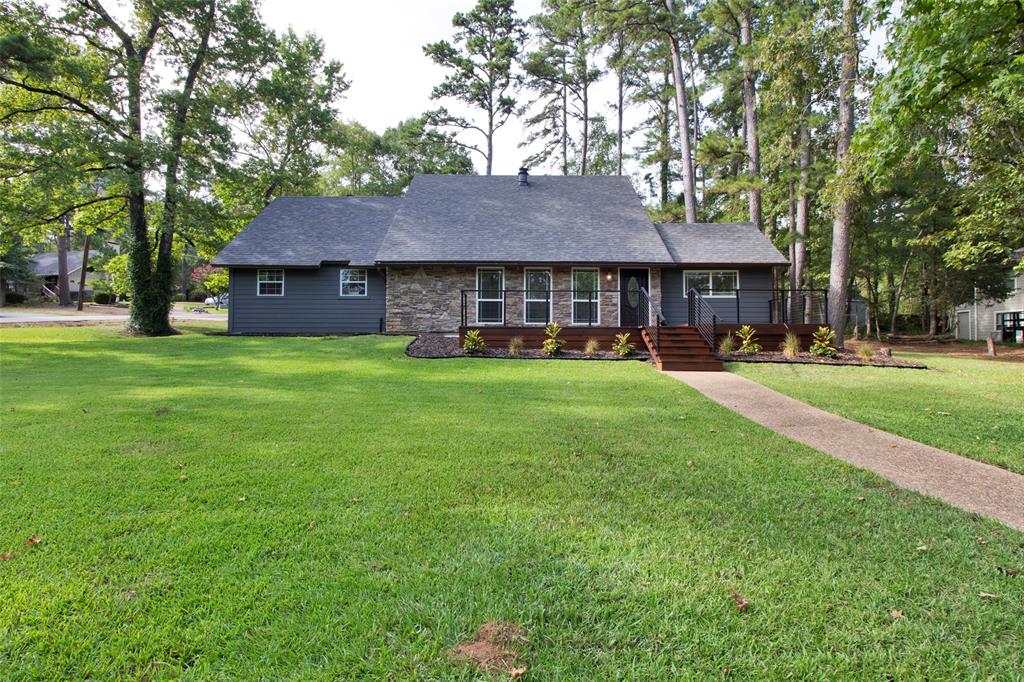 1407 Lakeshore