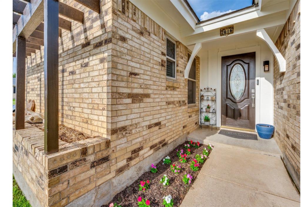 2616 Shady Brook Drive