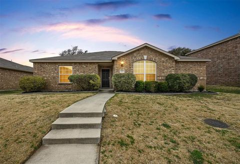 1027 Stanwyck Avenue Duncanville TX 75137